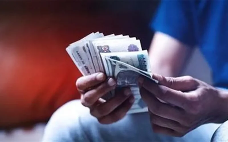 موعد إعلان الحكومة زيادة الحد الأدنى لأجور موظفي القطاع الإداري بالدولة